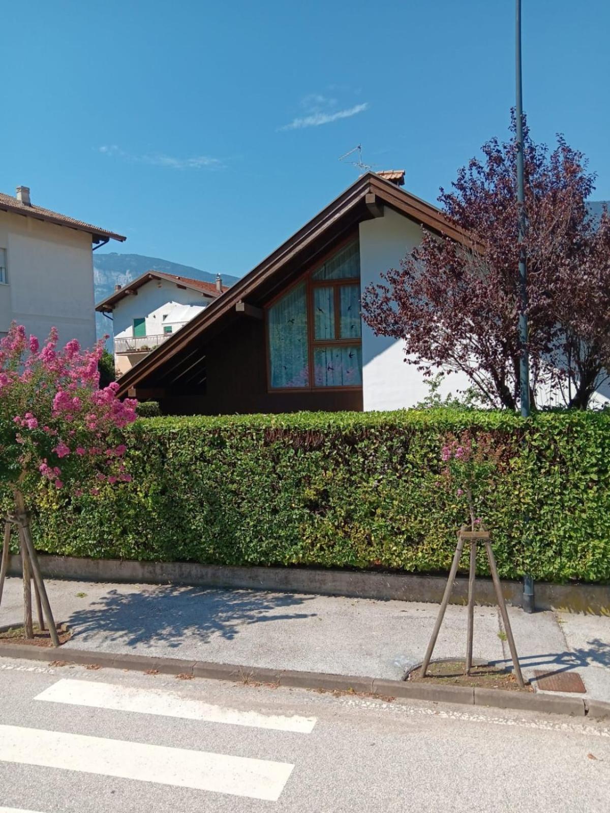 Casa Sally San Michele allʼAdige Exterior foto